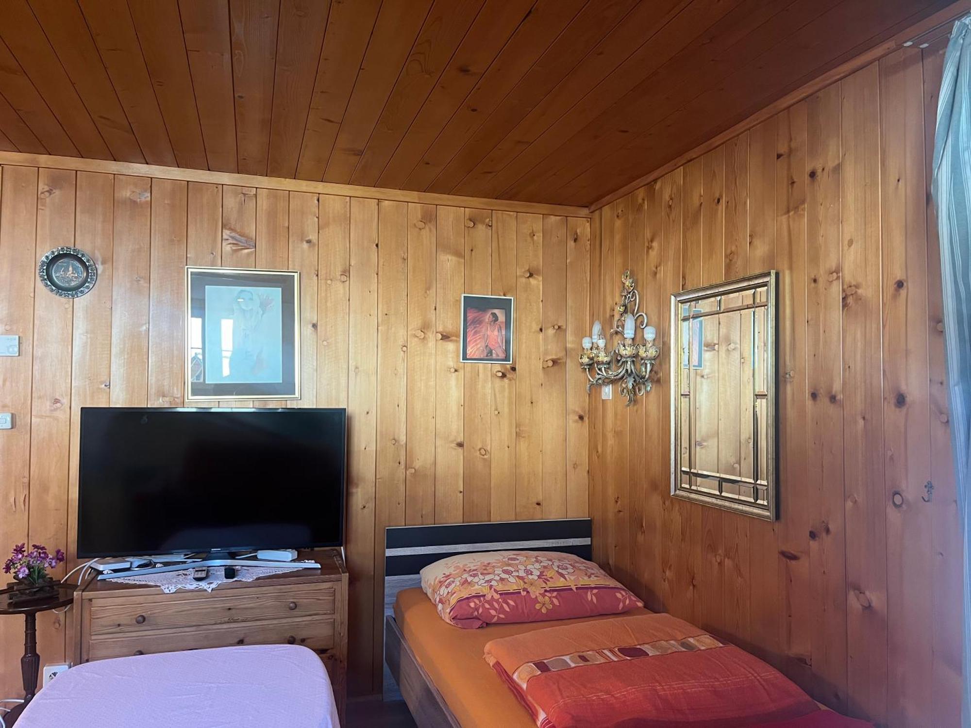 Free Spirit Chalet Fluehli Bagian luar foto