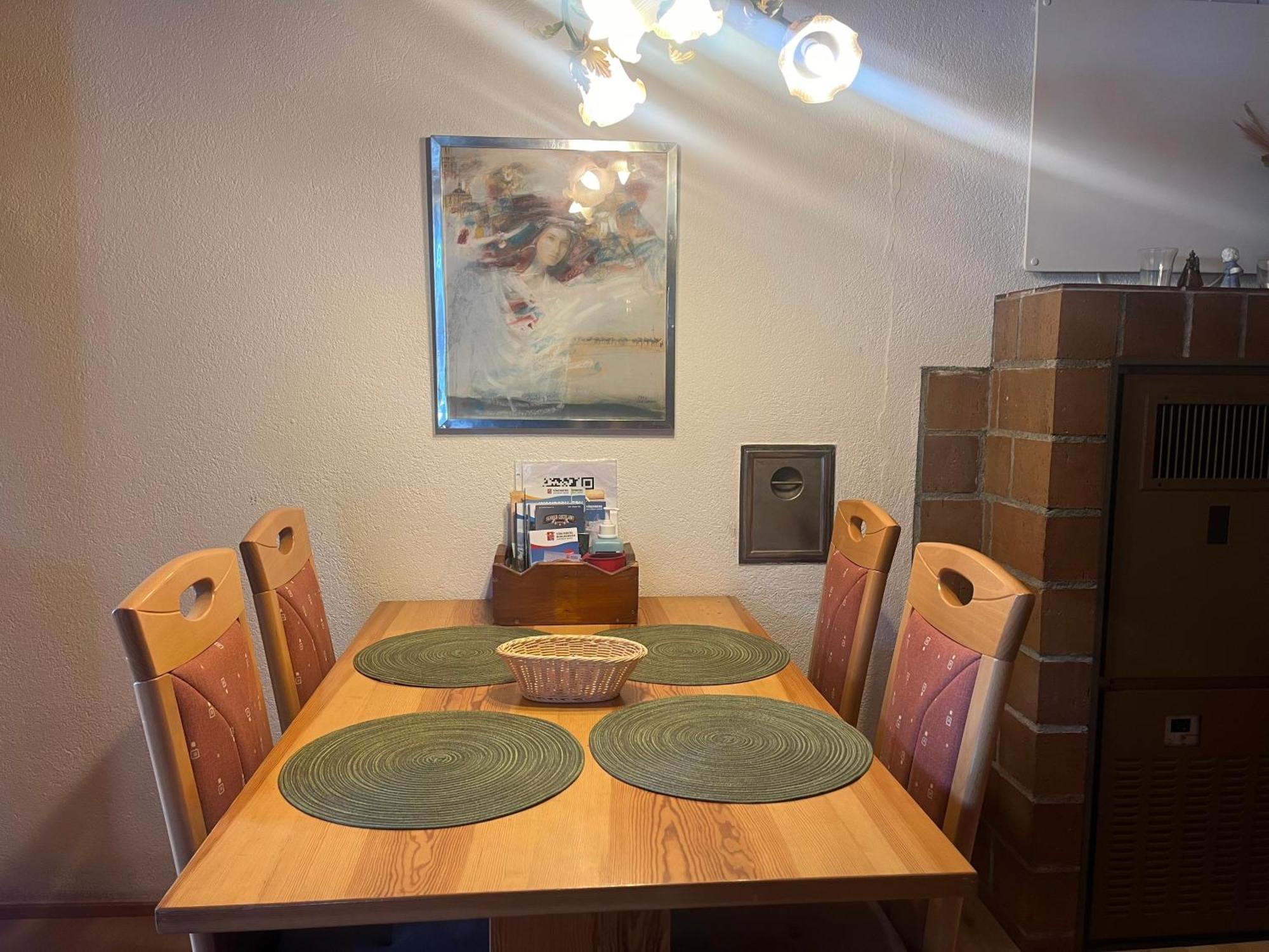 Free Spirit Chalet Fluehli Bagian luar foto